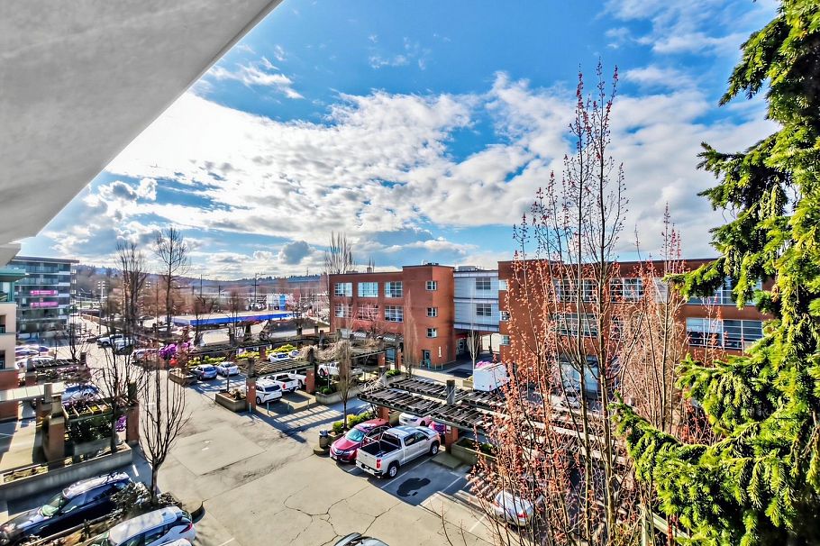 PH05 223 Mountain Highway North Vancouver, BC - 7