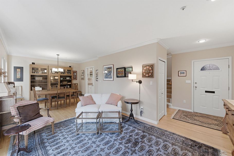 3428 W 7th Avenue Vancouver, BC - 9