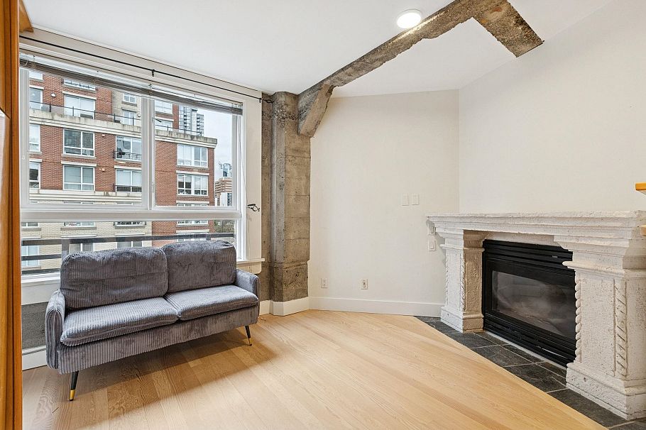 503 1216 Homer Street Vancouver, BC - 2