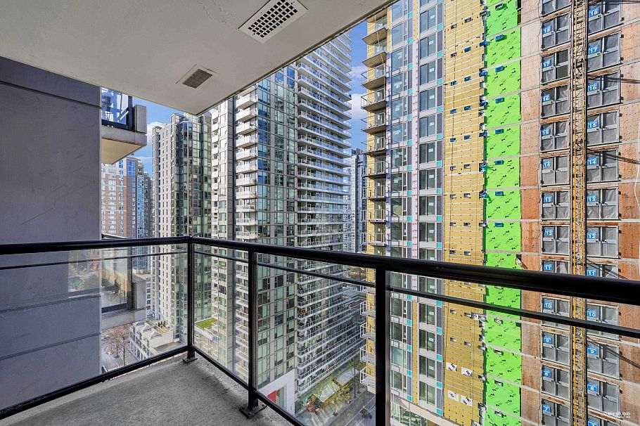 1707 1295 Richards Street Vancouver, BC - 18