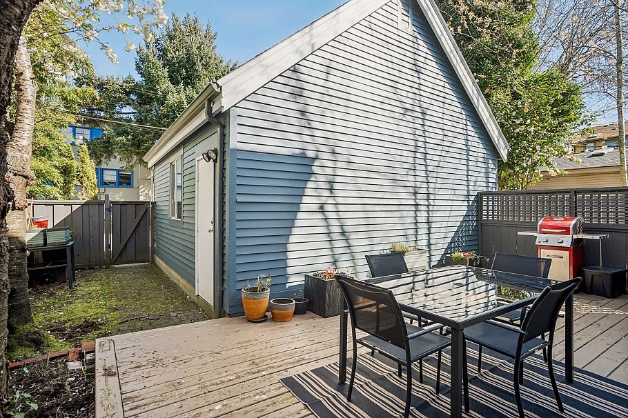 3537 W 5th Avenue Vancouver, BC - 19