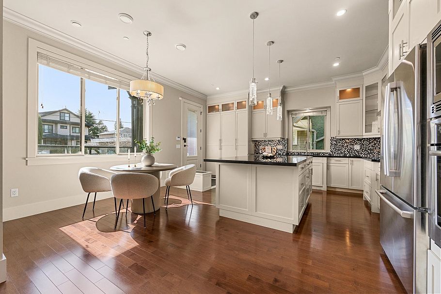 3042 W 33rd Avenue Vancouver, BC - 12