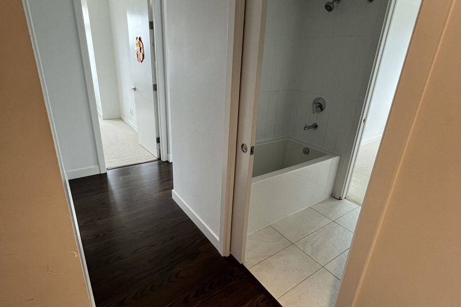 1706 8031 Nunavut Lane Vancouver, BC - 4