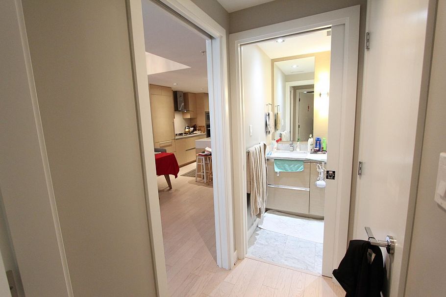 202 505 W 30th Avenue Vancouver, BC - 14