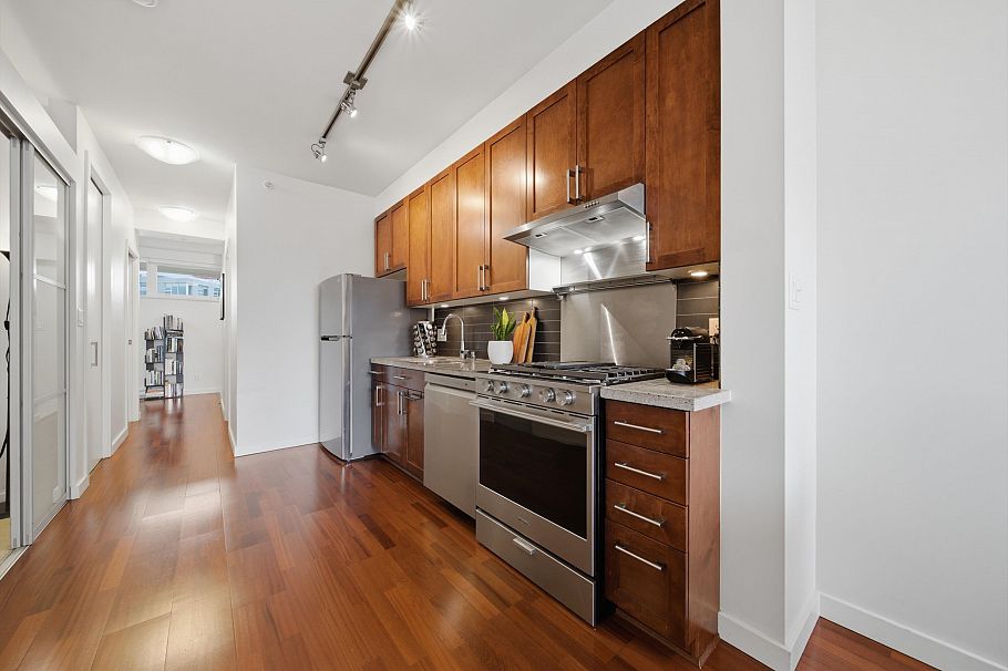 306 2055 Yukon Street Vancouver, BC - 8