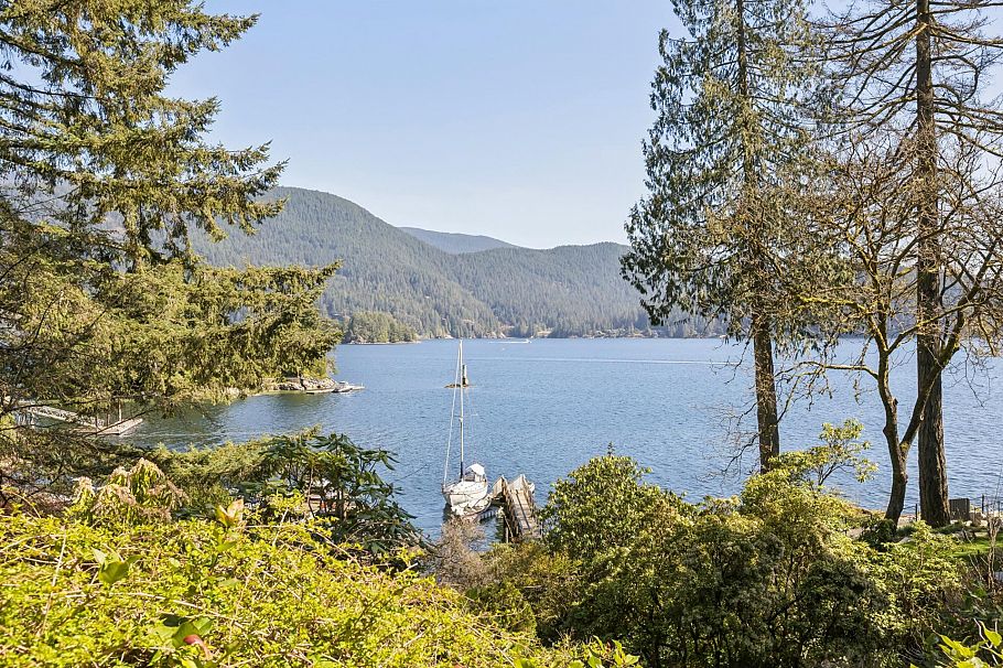 5457 Indian River Drive North Vancouver, BC - 28