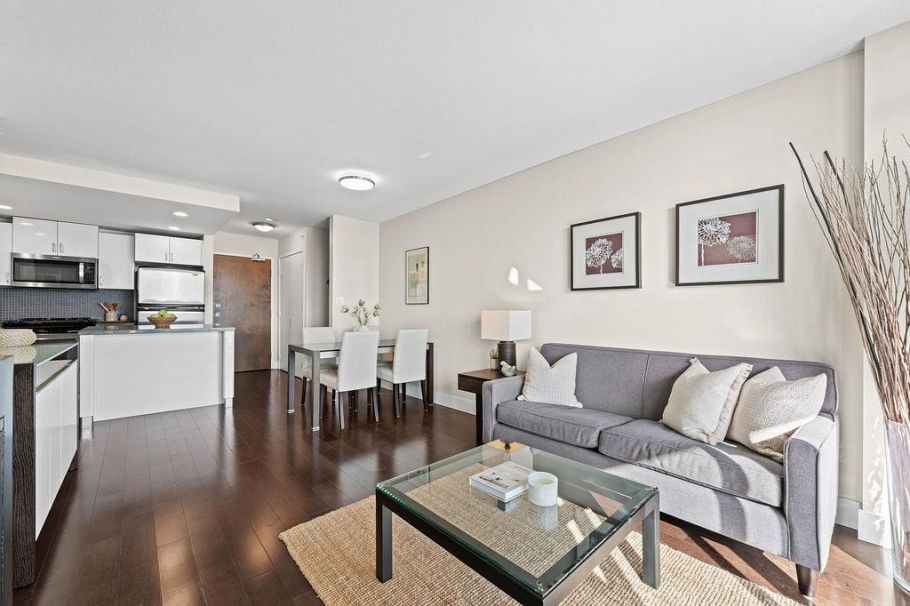 1209 155 W 1st Street North Vancouver, BC - 7