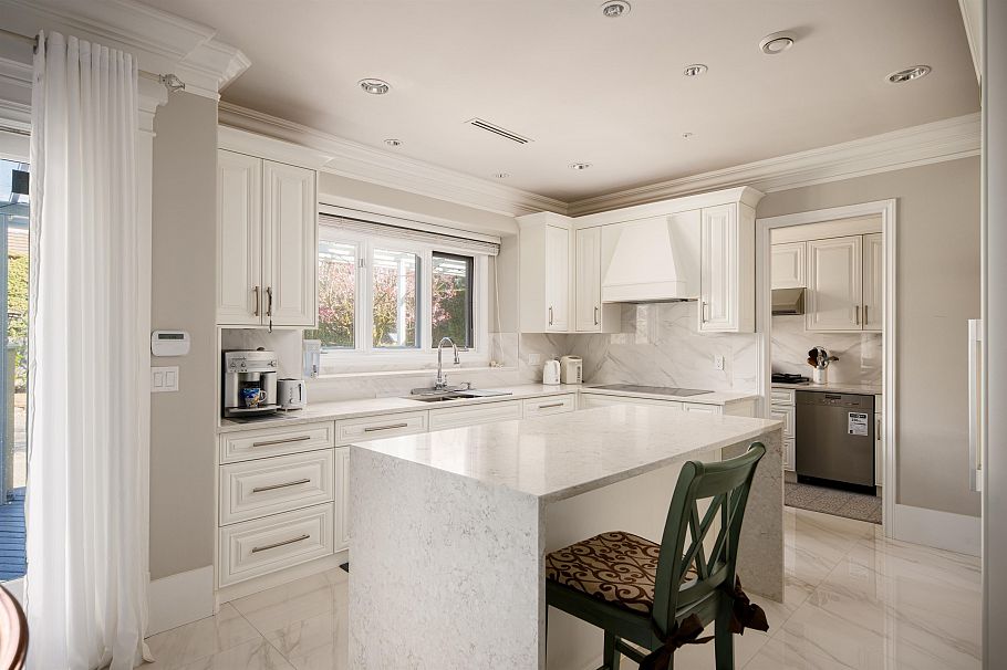 5850 Cartier Street Vancouver, BC - 16