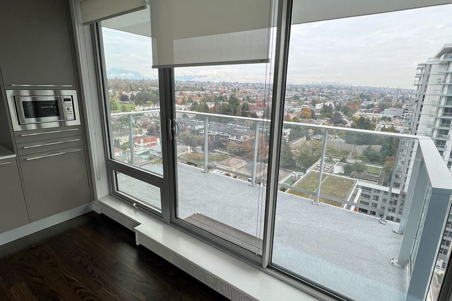 1706 8031 Nunavut Lane Vancouver, BC - 2