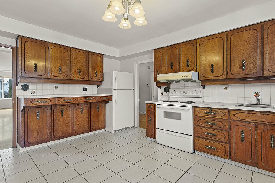 3369 Price Street Vancouver, BC - 9