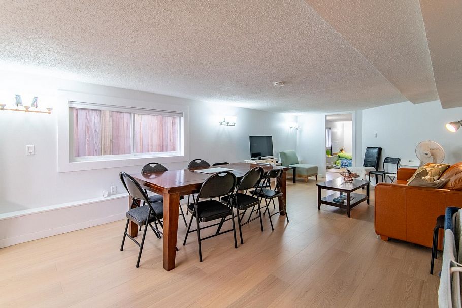 3315 W 6th Avenue Vancouver, BC - 5