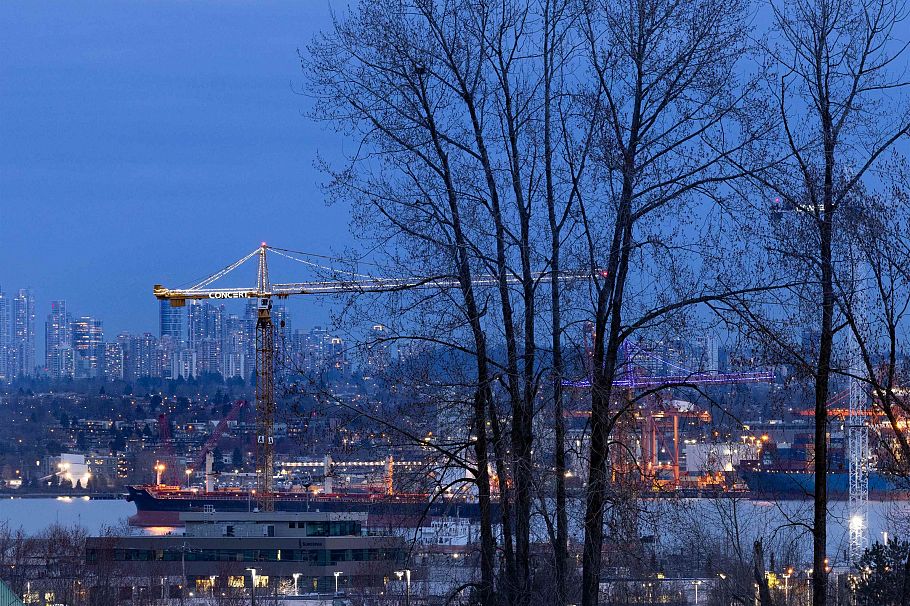 1095 W Keith Road North Vancouver, BC - 35