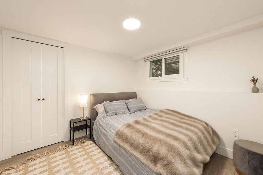 170 W 10th Avenue Vancouver, BC - 30