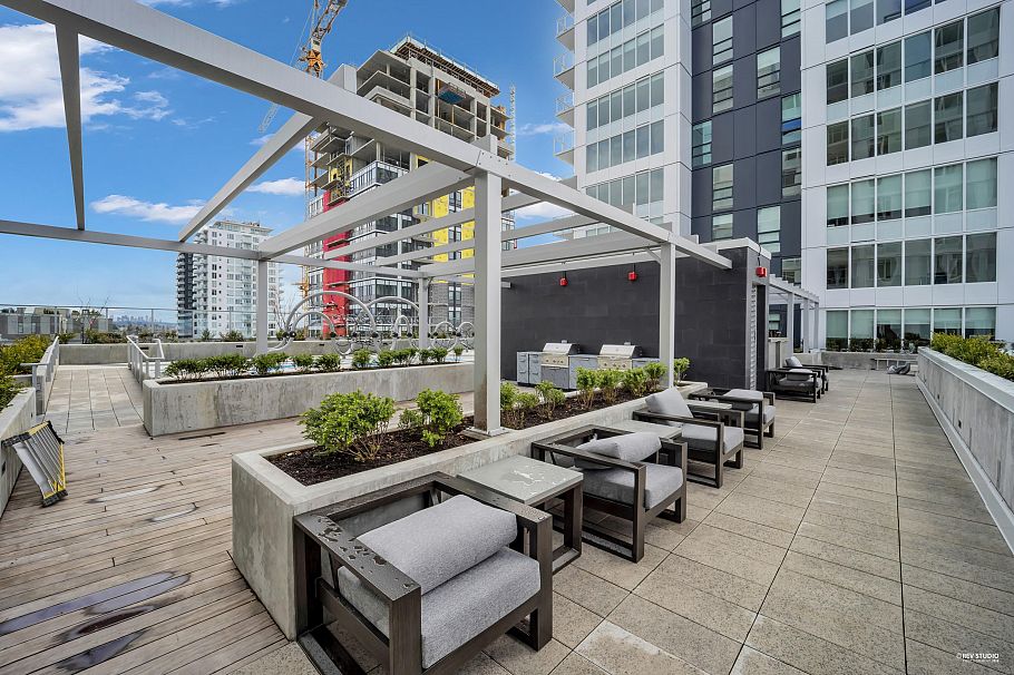 803 485 W 42nd Avenue Vancouver, BC - 36