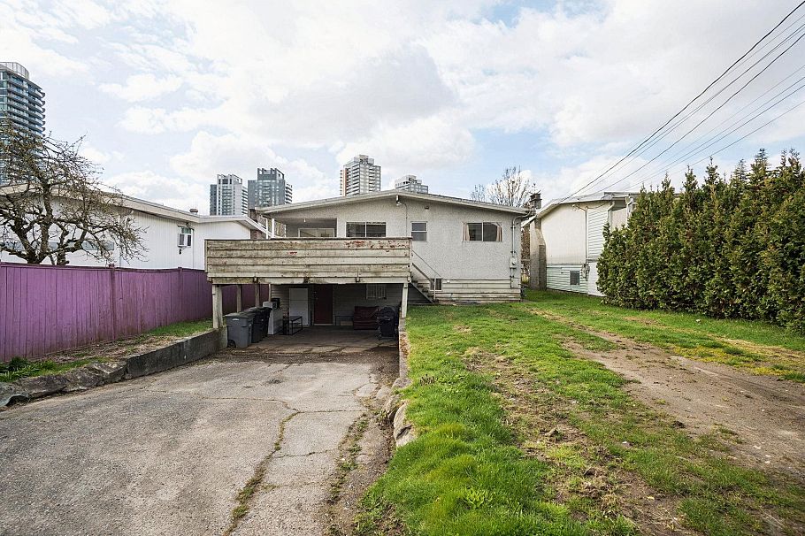 585 W 65th Avenue Vancouver, BC - 21
