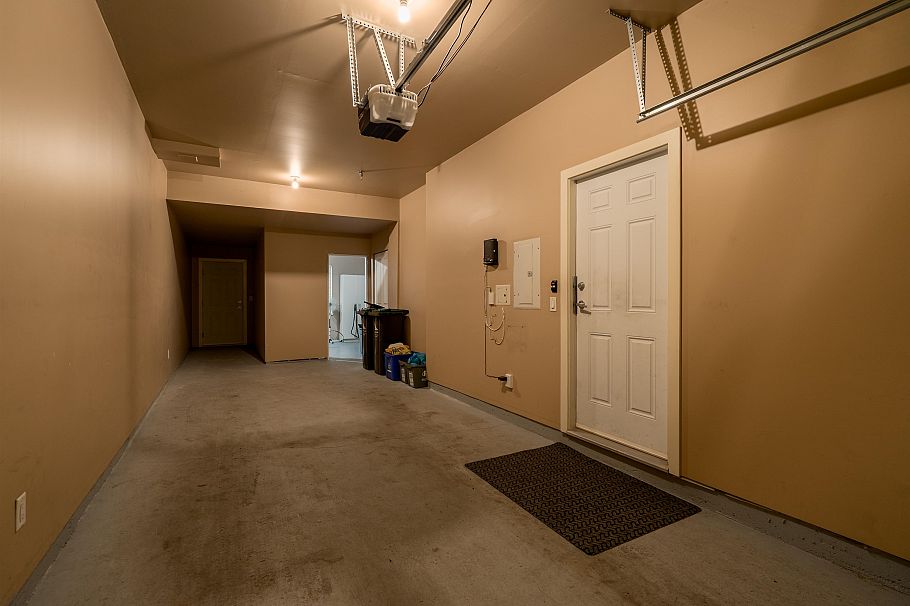 32 550 Browning Place North Vancouver, BC - 20