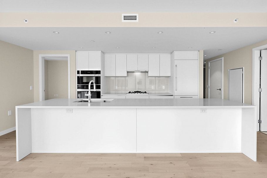 803 485 W 42nd Avenue Vancouver, BC - 10