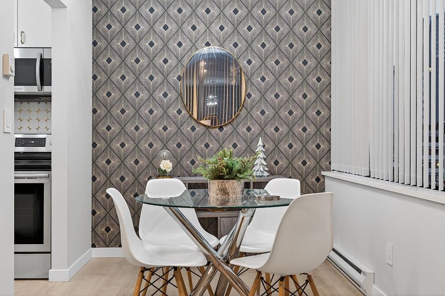 311 1010 Howe Street Vancouver, BC - 11