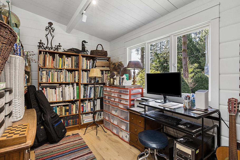 5457 Indian River Drive North Vancouver, BC - 20