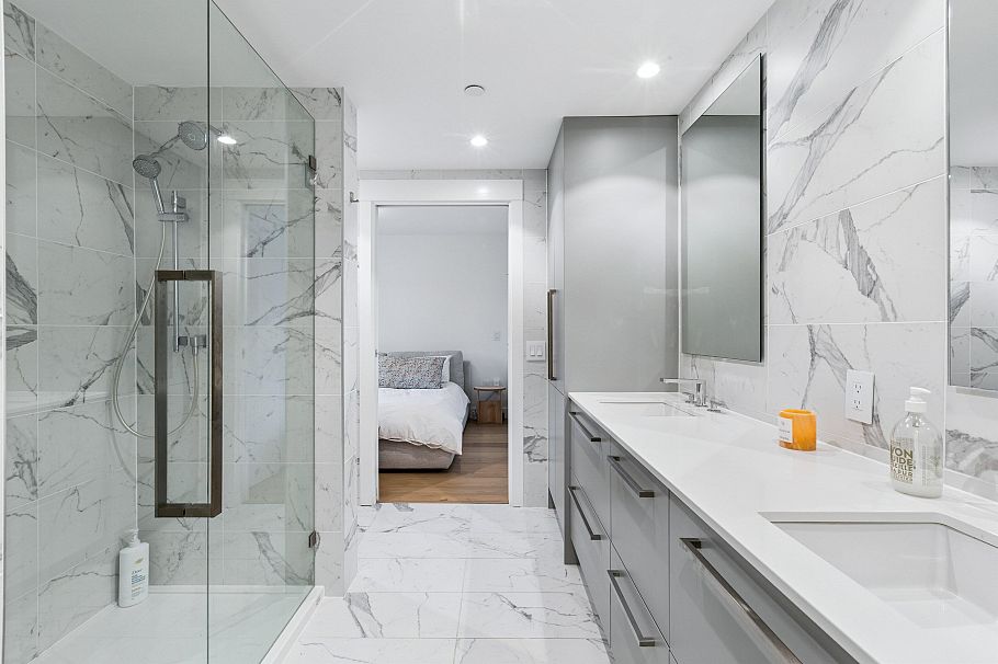 306 2485 Larch Street Vancouver, BC - 18