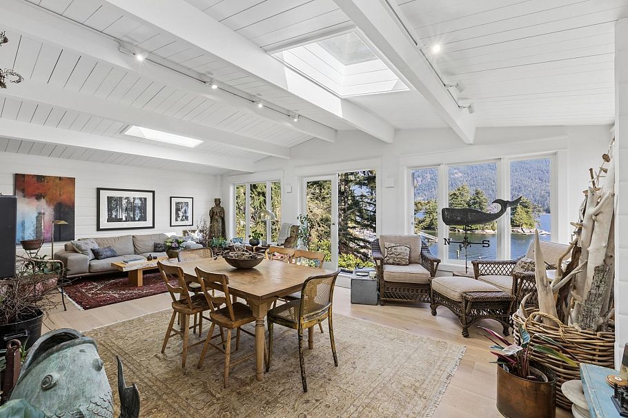 5457 Indian River Drive North Vancouver, BC - 5