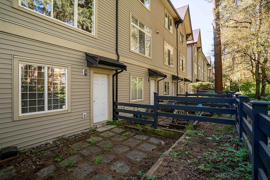 32 550 Browning Place North Vancouver, BC - 22