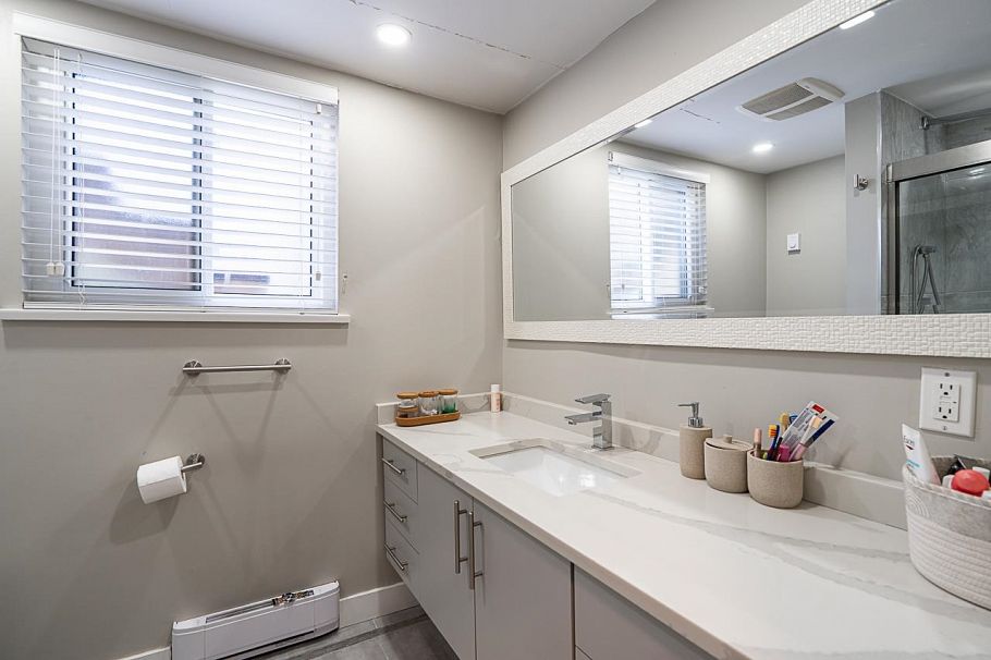 2333 Kirkstone Road North Vancouver, BC - 31