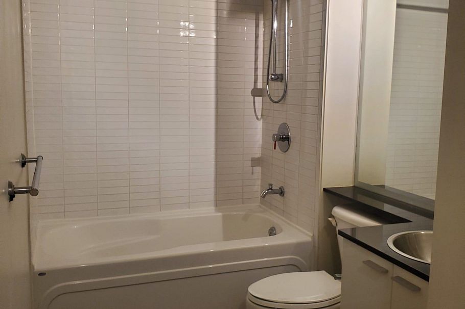 909 668 CITADEL PARADE, Vancouver BC V6B 2L9 Vancouver, BC - 3