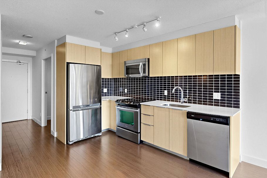 1705 1325 Rolston Street Vancouver, BC - 11