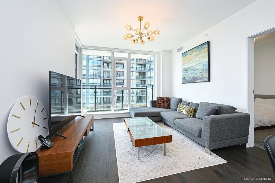 701 3200 Corvette Way Richmond, BC - 3