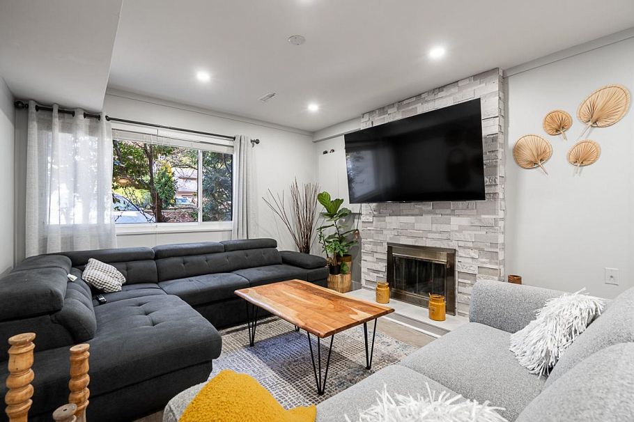 2333 Kirkstone Road North Vancouver, BC - 26