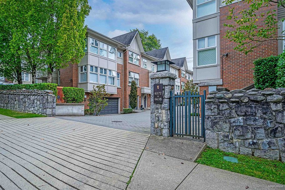 6612 Arbutus Street Vancouver, BC - 33