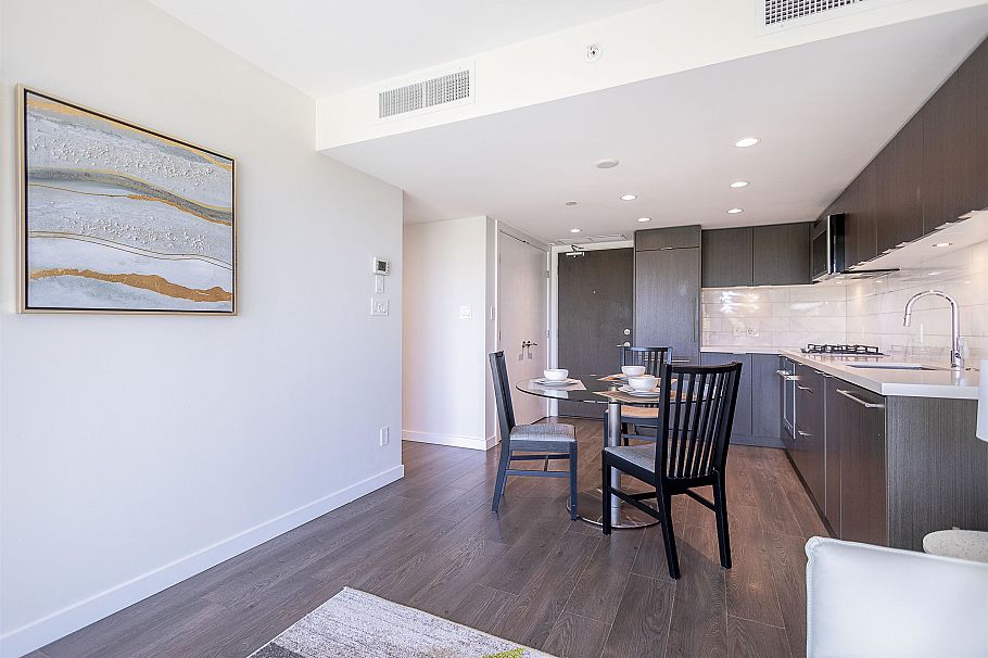 603 8238 Lord Street Vancouver, BC - 4