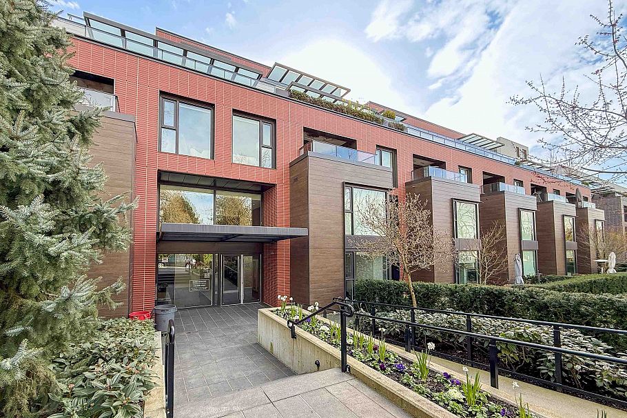 101 7128 Adera Street Vancouver, BC - 24