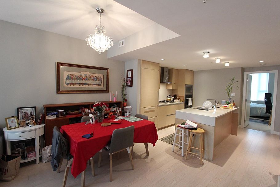 202 505 W 30th Avenue Vancouver, BC - 6