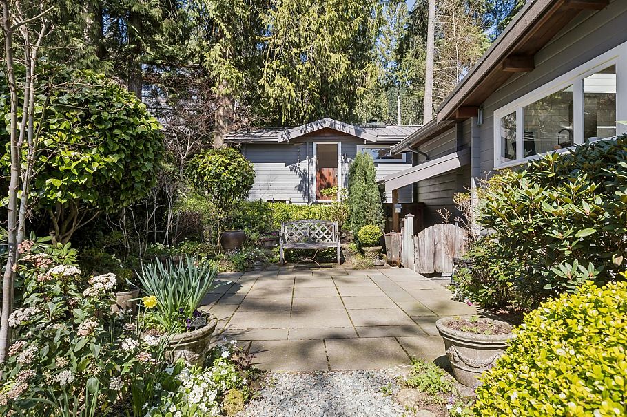 5457 Indian River Drive North Vancouver, BC - 37