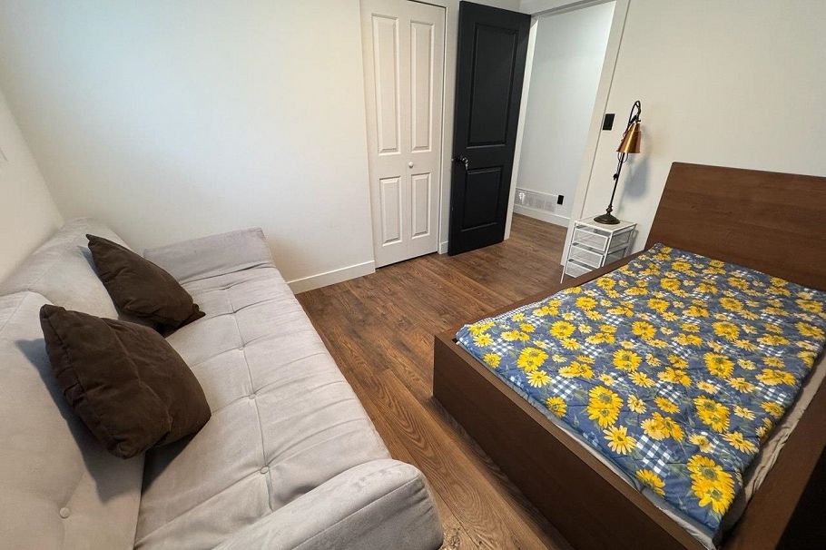 2790 W 12th Avenue Vancouver, BC - 22