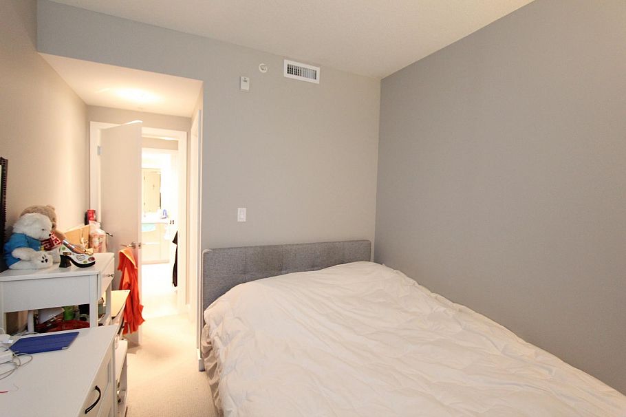 202 505 W 30th Avenue Vancouver, BC - 13