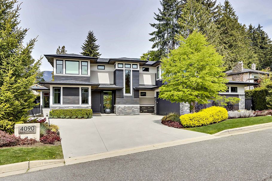 4090 Sunnycrest Drive North Vancouver, BC - 1