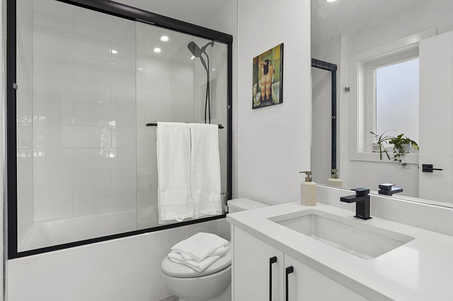 4327 Perry Street Vancouver, BC - 15