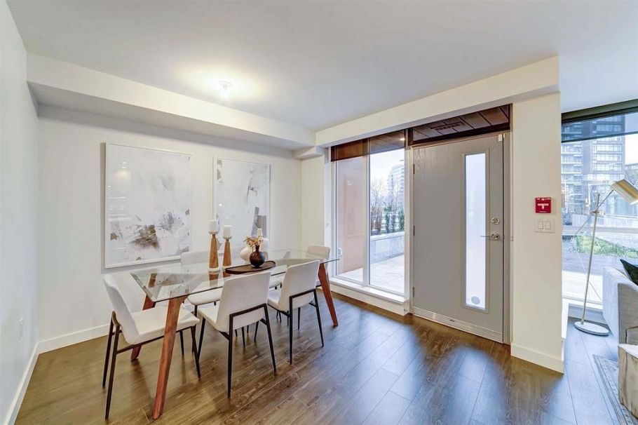 208 W 1st Avenue Vancouver, BC - 2