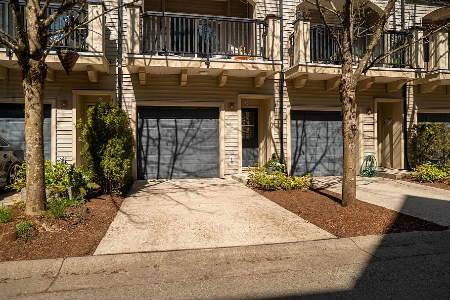 32 550 Browning Place North Vancouver, BC - 2