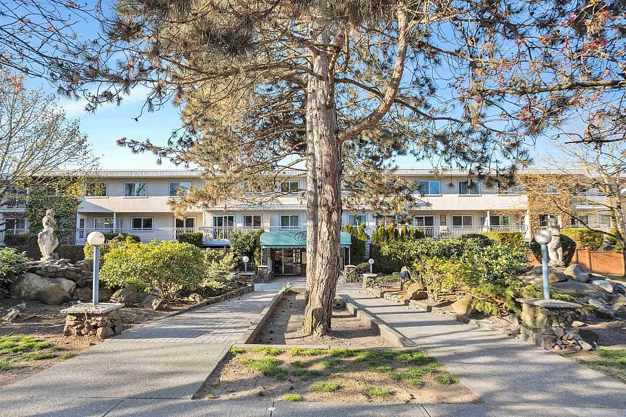 410 711 E 6th Avenue Vancouver, BC - 3