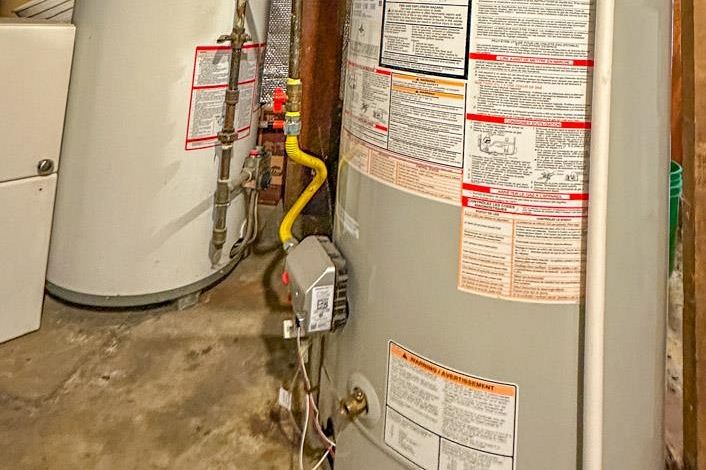 3315 W 6th Avenue Vancouver, BC - 36