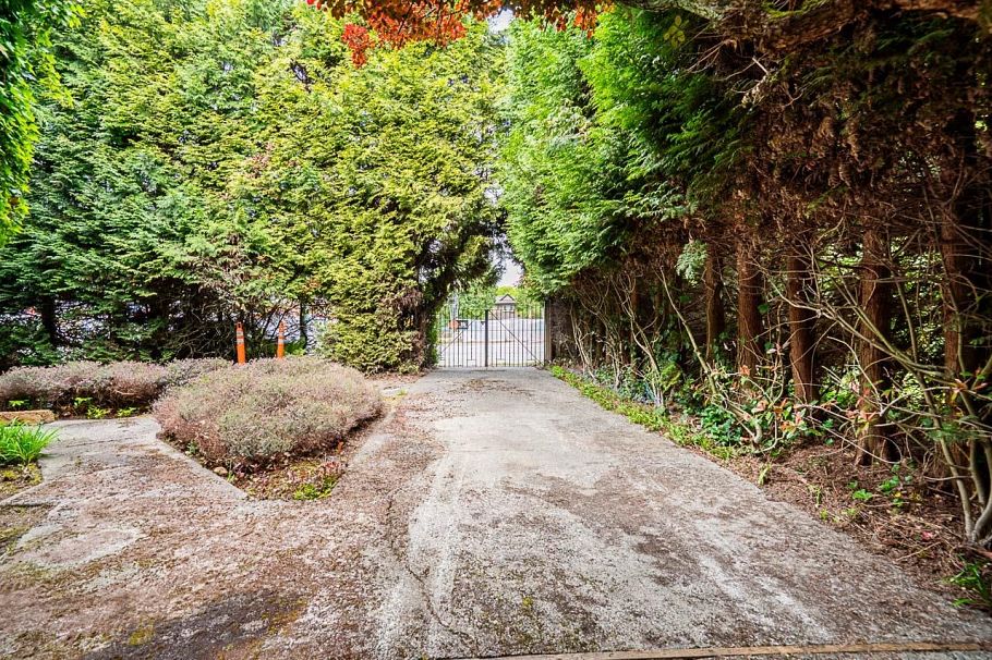 6138 Granville Street Vancouver, BC - 36