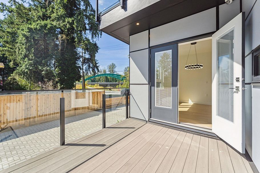 844 St. Denis Avenue North Vancouver, BC - 8