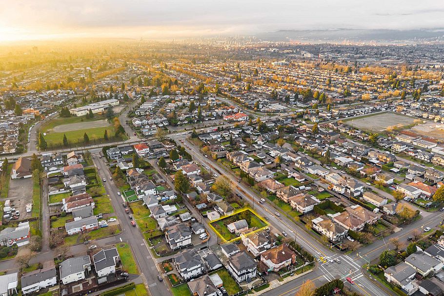 3786 Moscrop Street Burnaby, BC - 9