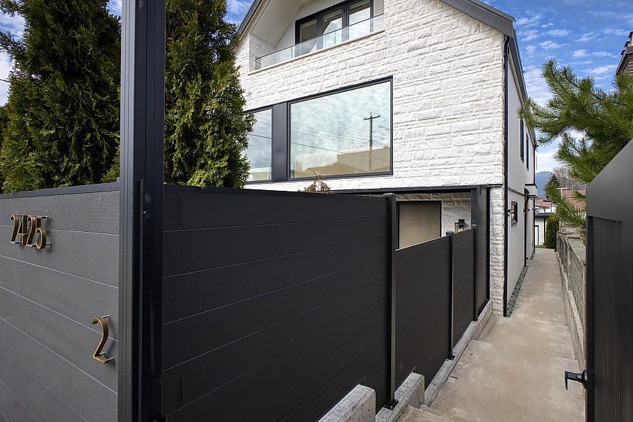 2 2425 Kitchener Street Vancouver, BC - 2