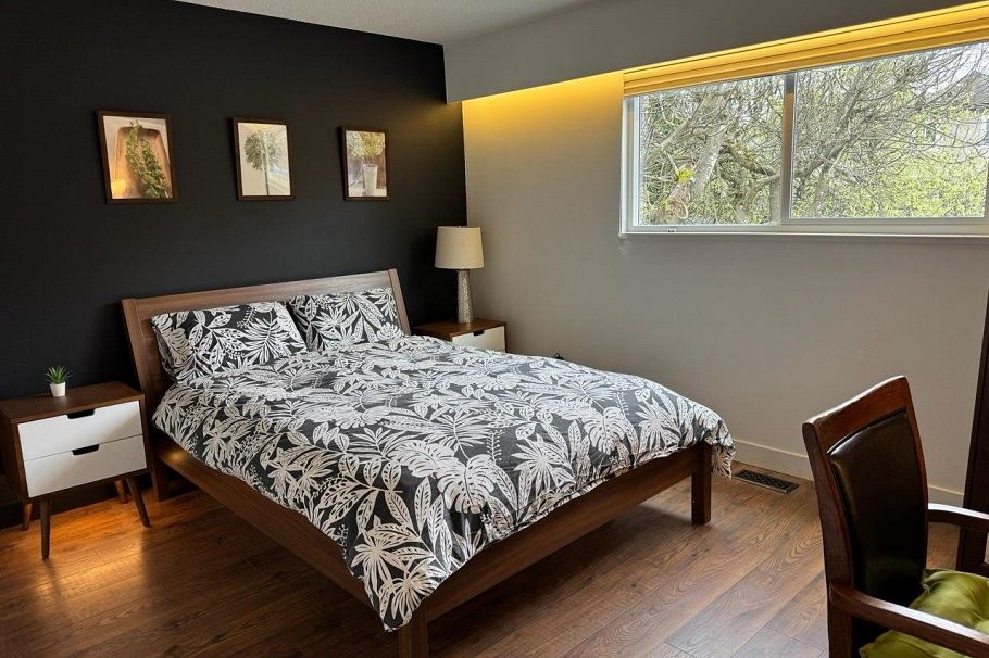 2790 W 12th Avenue Vancouver, BC - 17