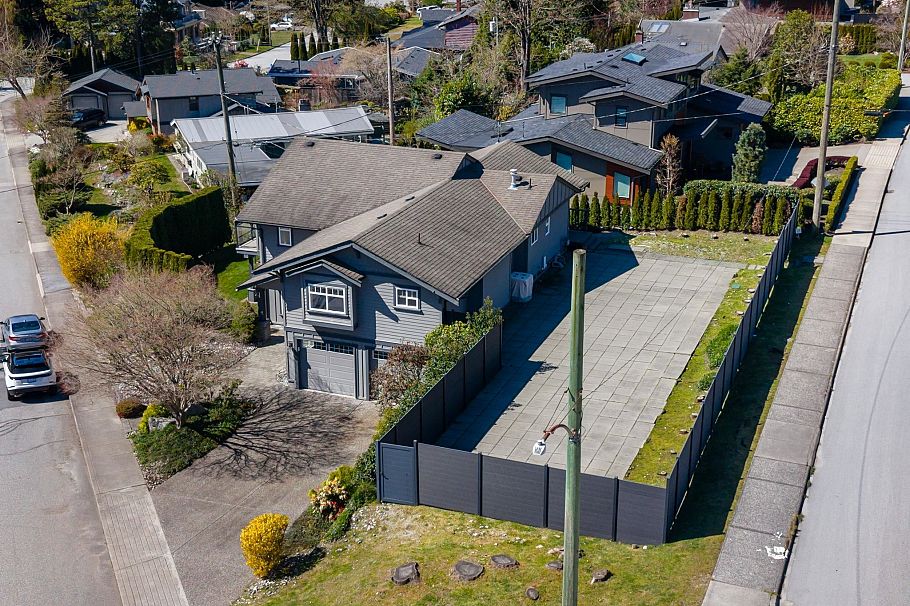 954 Tudor Avenue North Vancouver, BC - 33